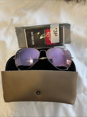 Ray-Ban Men’s-or women’s  Aviator Sunglasses - Silver Frame with Purple Lenses